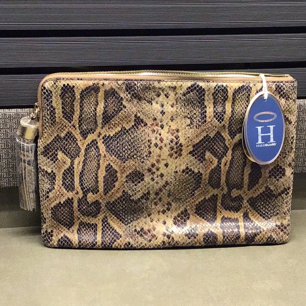 Gill By Haloguard Laptop/iPad Travel Bag